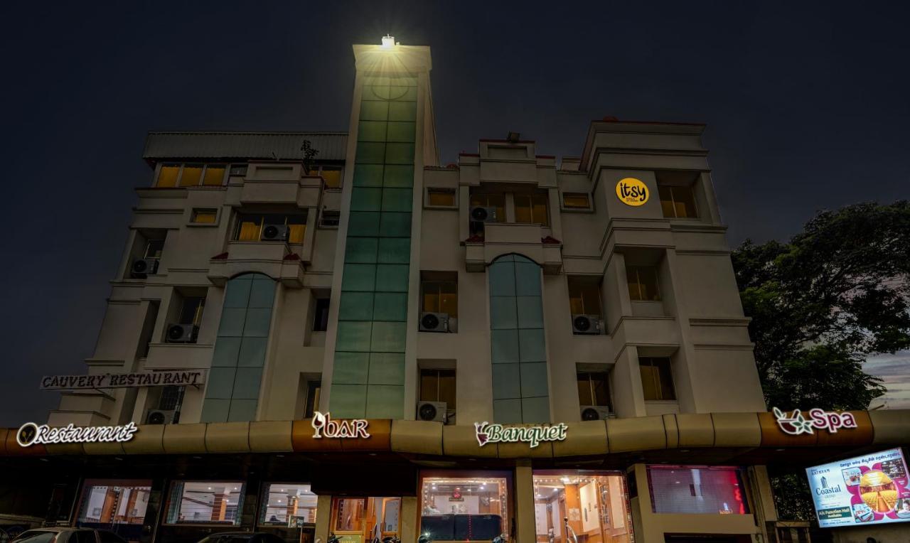Itsy Hotels Coastal Grand Sathyam Fort Bagian luar foto